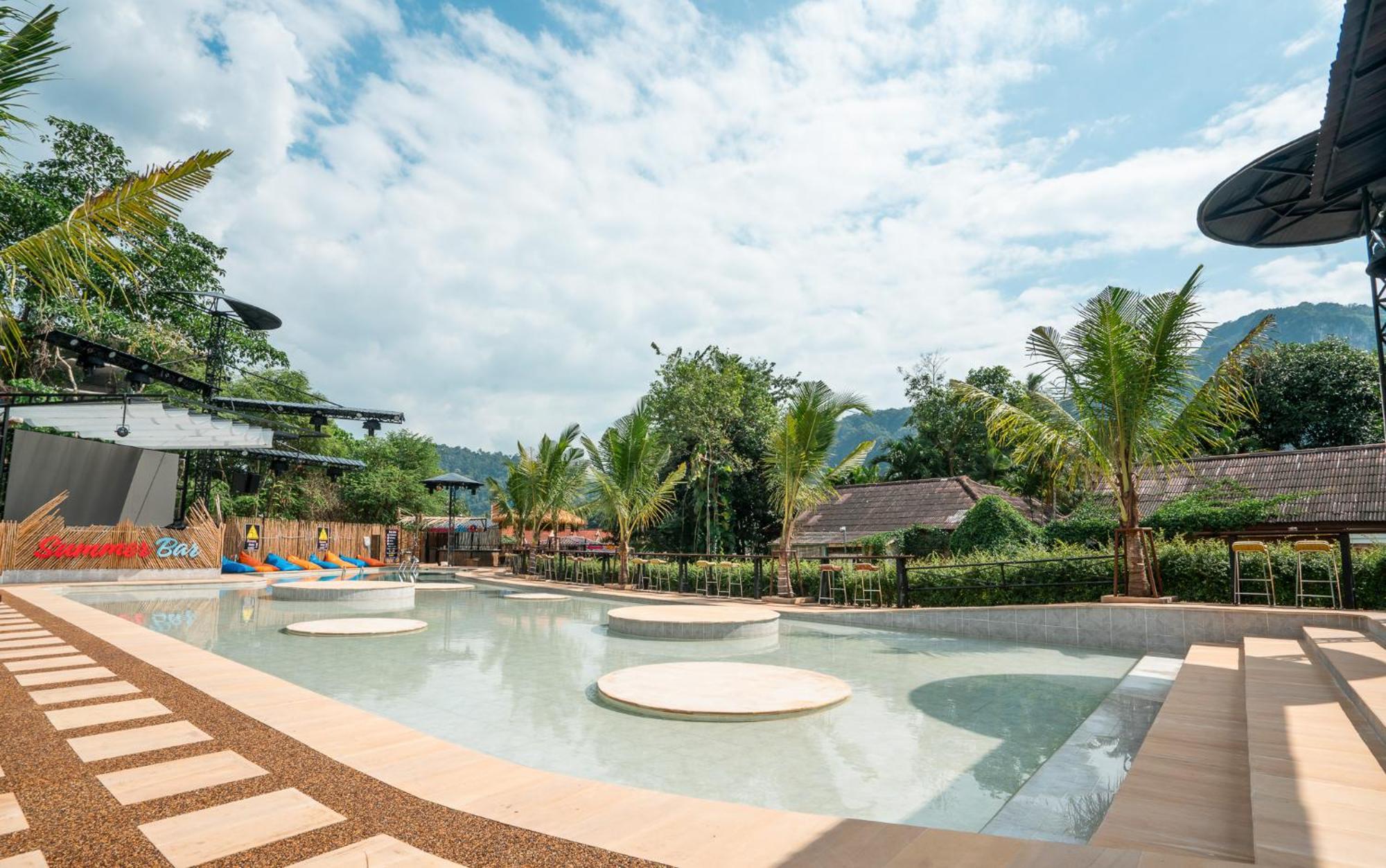 Summer Club And Hostel Ao Nang Exterior photo