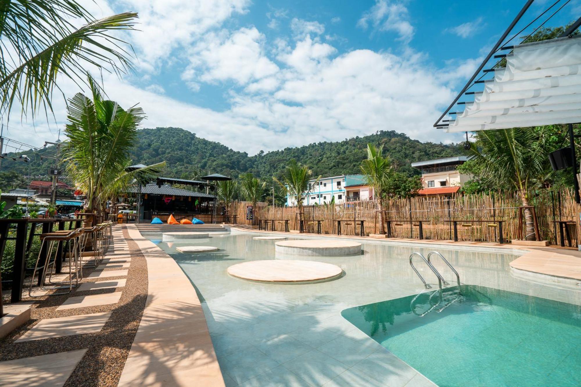 Summer Club And Hostel Ao Nang Exterior photo