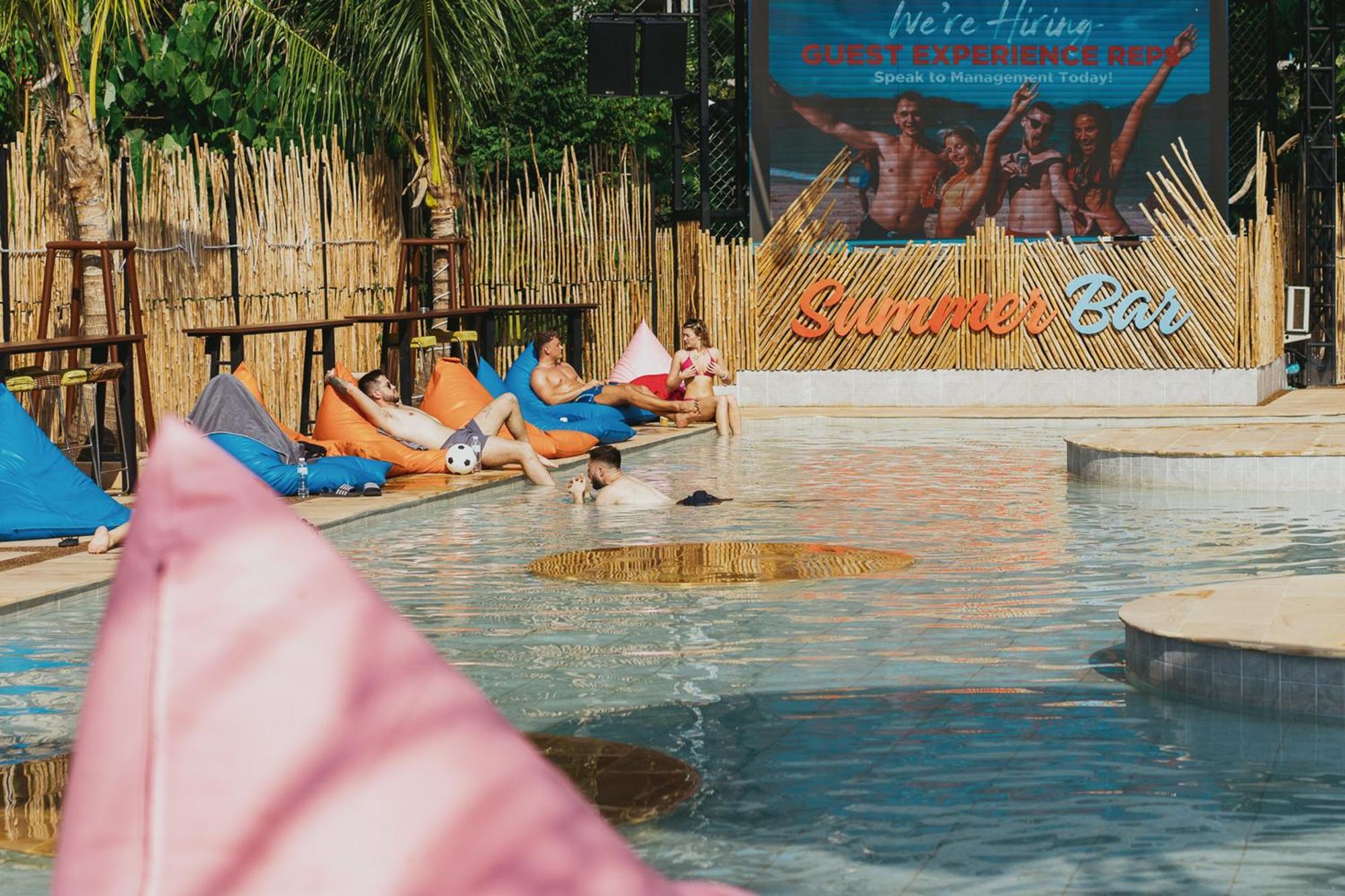 Summer Club And Hostel Ao Nang Exterior photo