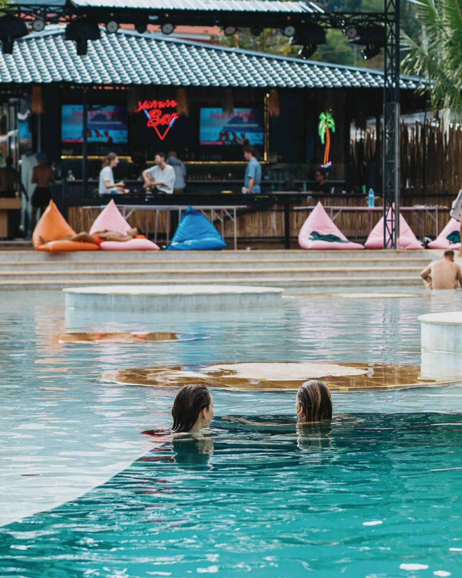 Summer Club And Hostel Ao Nang Exterior photo